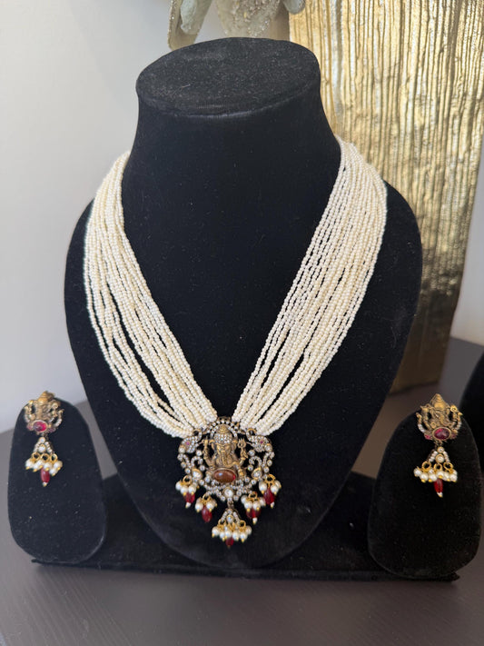 Pearl Necklace Set