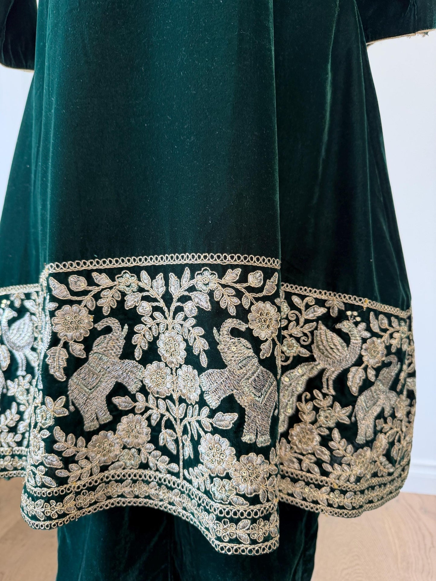 Emerald Green Velvet Kurta Set | Embroidered Pants | Festive Indo Western Wear