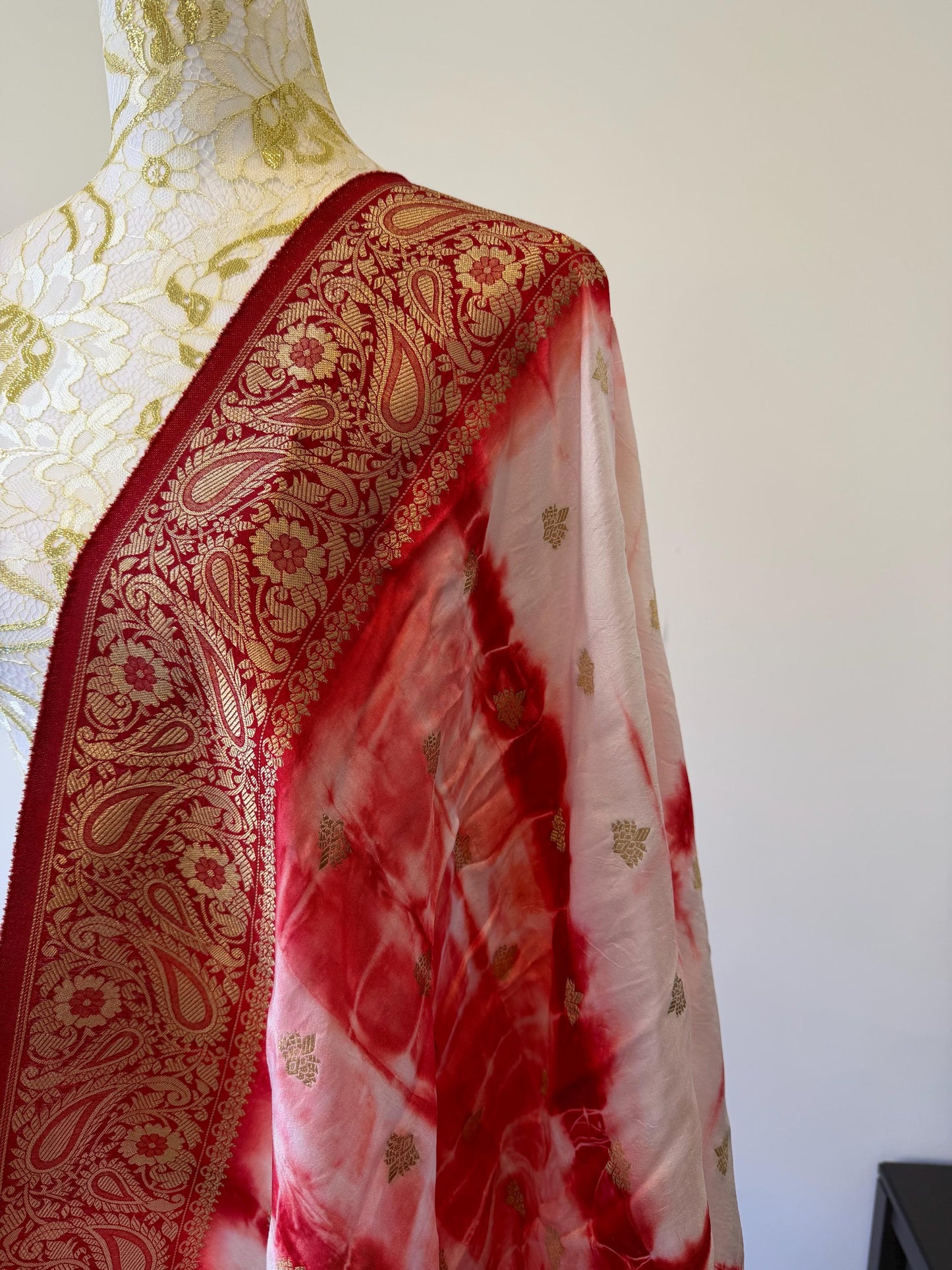 Handmade Red & White Shibori Banarasi Dupatta