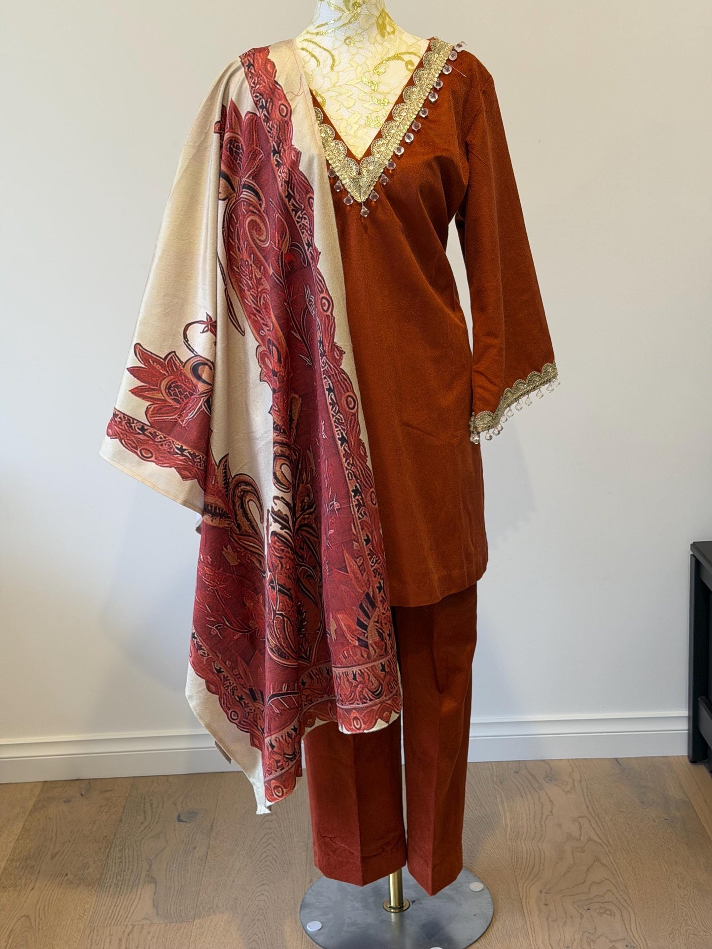 Rust Velvet Indian Outfit with Digital Print Stole | Size 44
