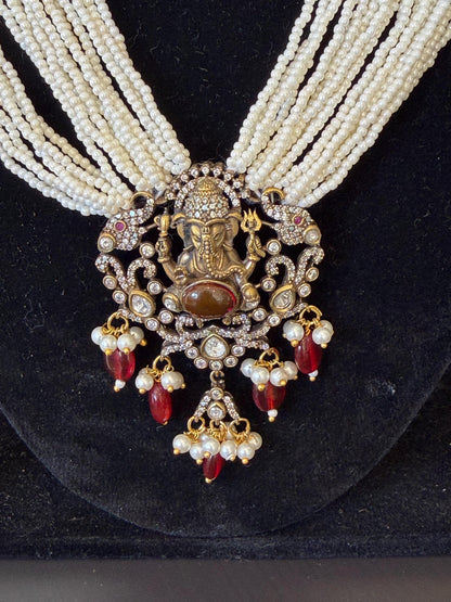 Pearl Necklace Set
