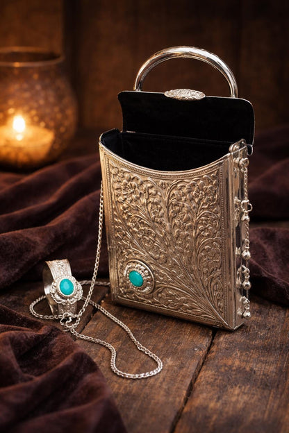 Vintage style Oxidised Silver Metal Clutch Sling