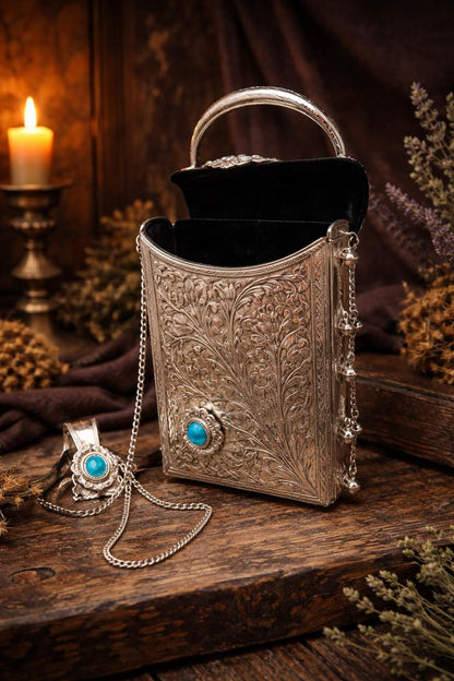 Vintage style Oxidised Silver Metal Clutch Sling