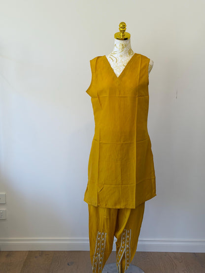 Shimmer Georgette Kaftan Kurti Set with Tulip Pants, Gotta Patti Print