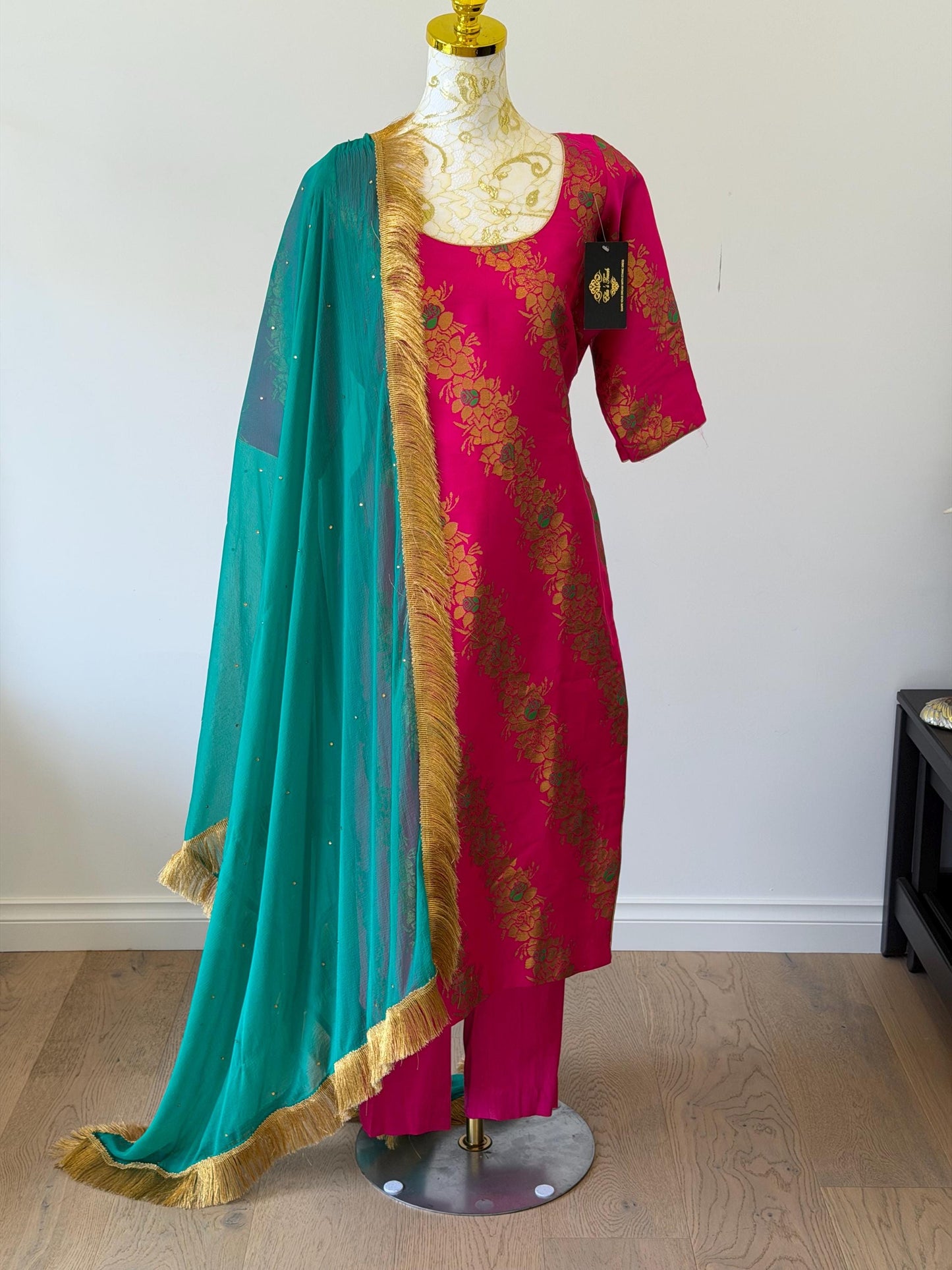 Pink Brocade Silk Suit Set Teal Dupatta, Size 44