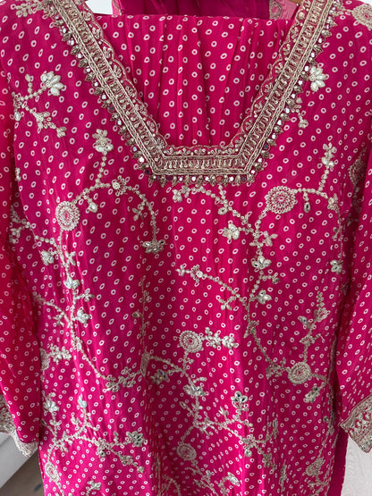 Fuchsia Pink Embroidered Crape Suit Organza Dupatta- xxl (42-44)