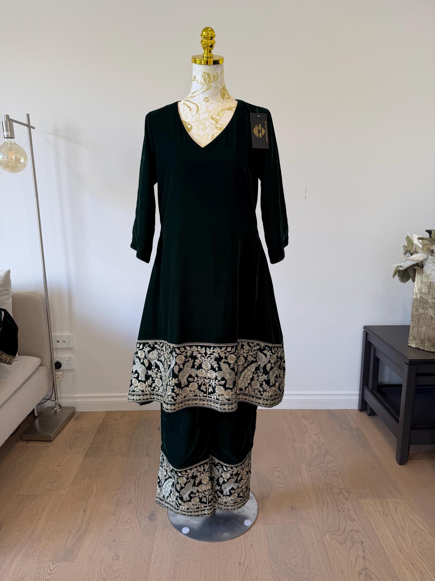 Emerald Green Velvet Kurta Set | Embroidered Pants | Festive Indo Western Wear