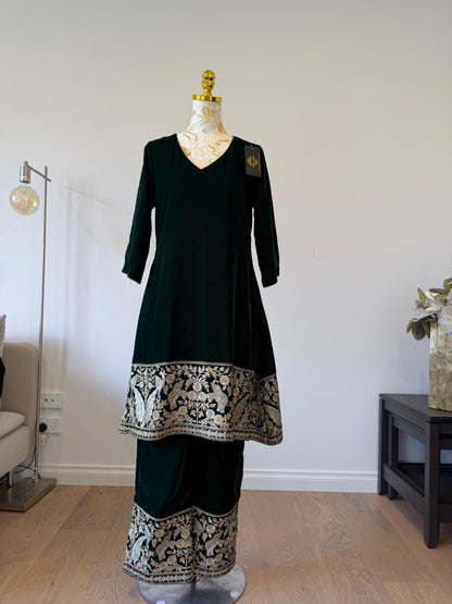 Emerald Green Velvet Kurta Set | Embroidered Pants | Festive Indo Western Wear