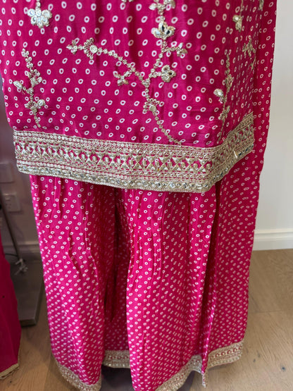 Fuchsia Pink Embroidered Crape Suit Organza Dupatta- xxl (42-44)