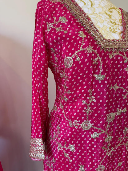 Fuchsia Pink Embroidered Crape Suit Organza Dupatta- xxl (42-44)