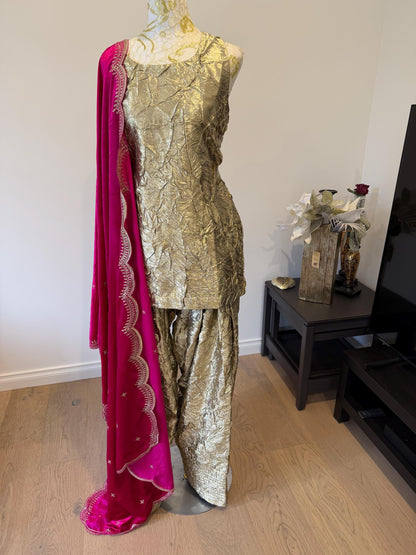 Golden Crushed Monalisa Farsi Suit