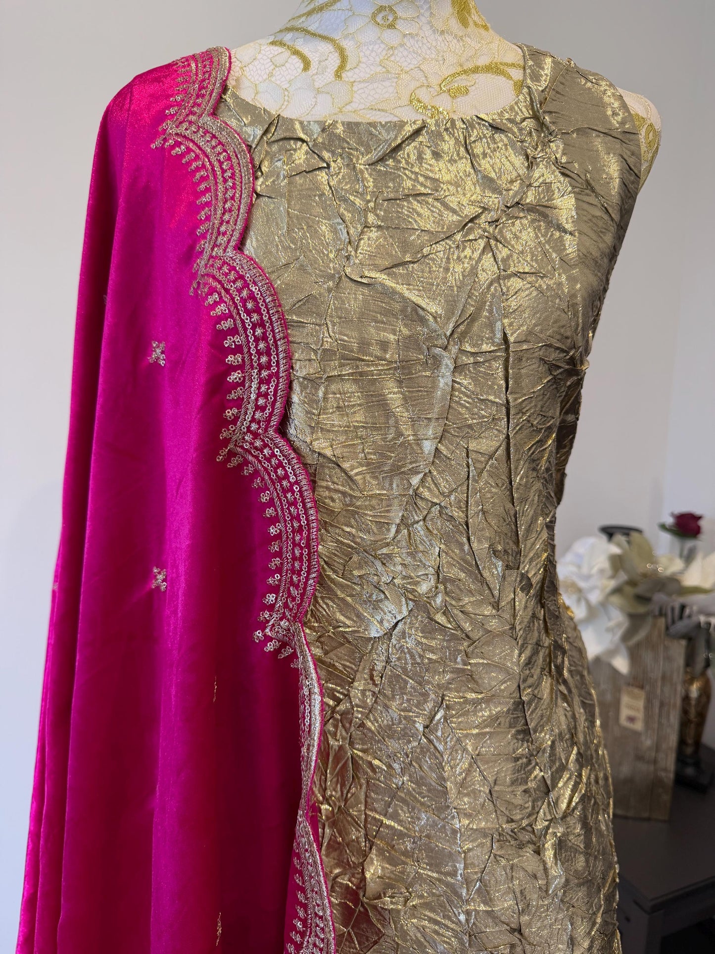 Golden Crushed Monalisa Farsi Suit
