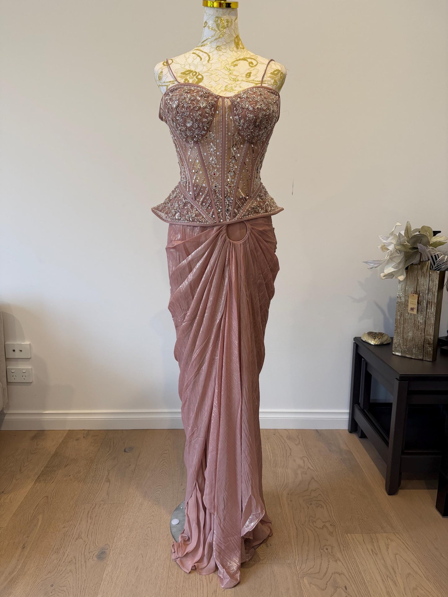 Dusty Pink Corset Saree Set with Cape